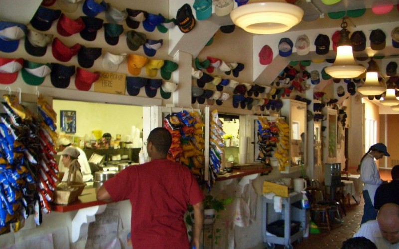 Hats covering the interior of the Pasadena Sandwich Company, California © Incase | Flickr