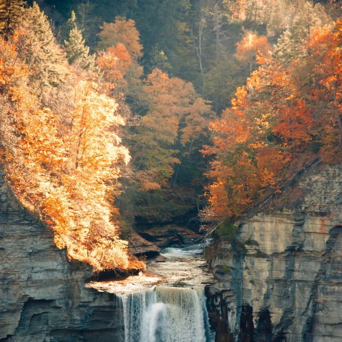 Taughannock Falls, Ithaca, New York © Tyler Williams | Dreamstime 19180759