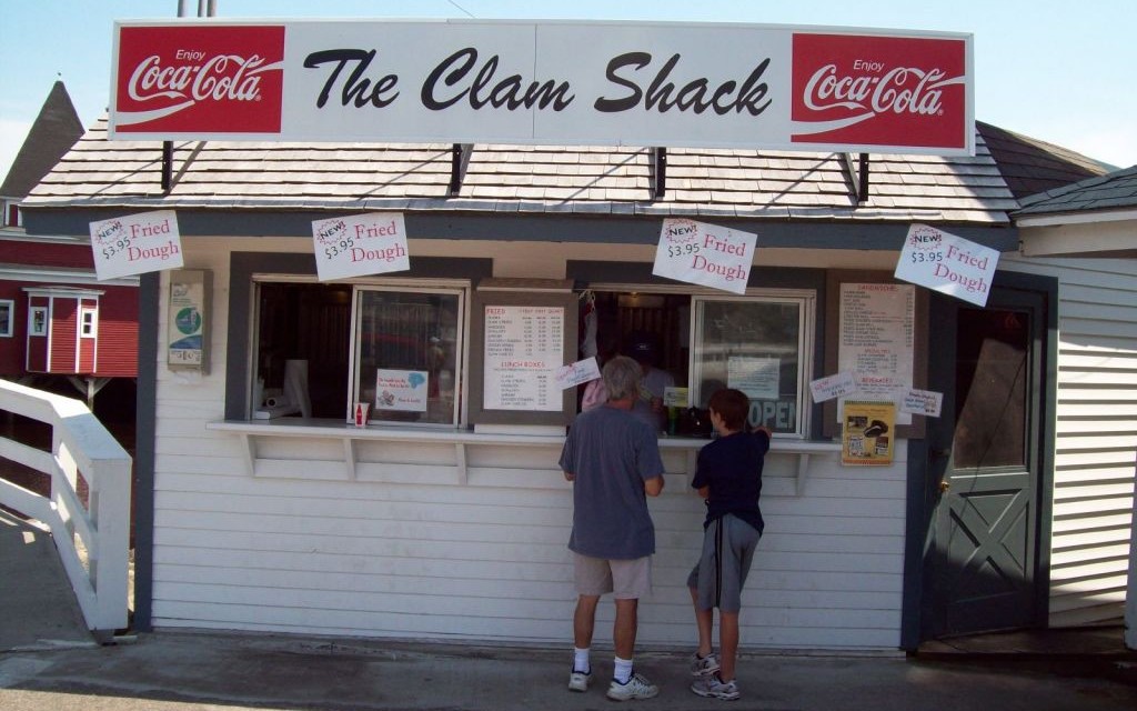 The Clam Shack, Kennebunkport, Maine © Mislibrarain | Flickr