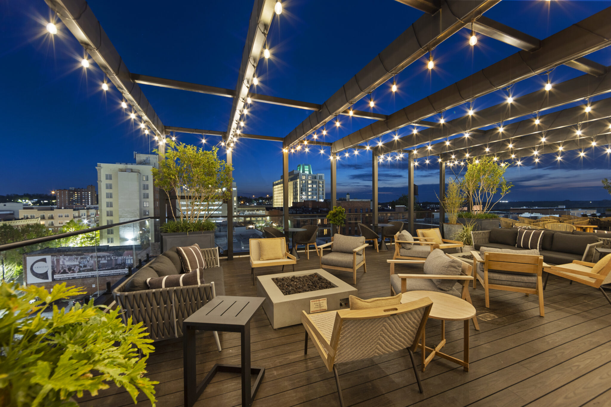 10 Rooftops to Take Your Summer to the Next Level - Trazee Travel